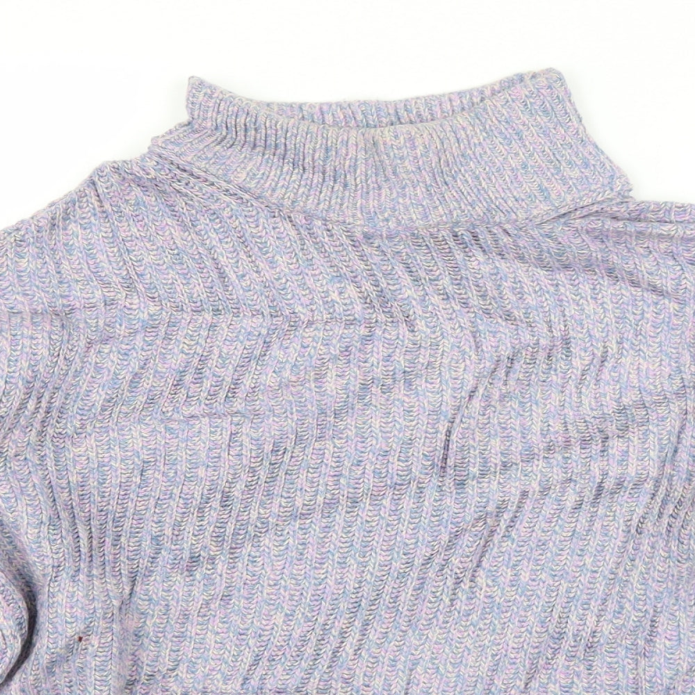 Close-up detail of H&M women’s blue round neck cotton jumper, size S