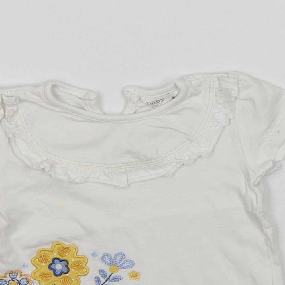M&Co Girls White Floral Cotton Basic T-Shirt Size 6-9 Months Round Neck