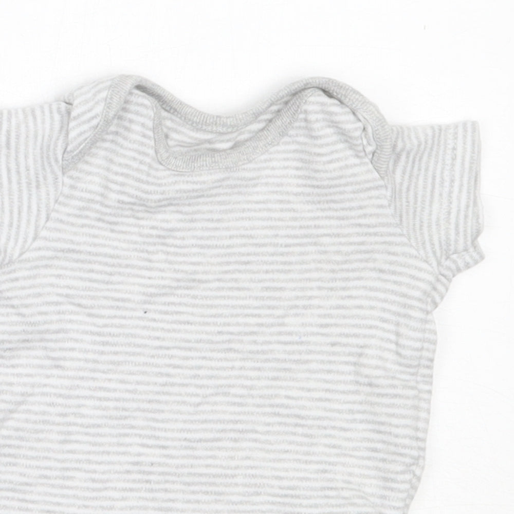 F&F Boys Grey Striped Cotton Basic T-Shirt Size Newborn Round Neck