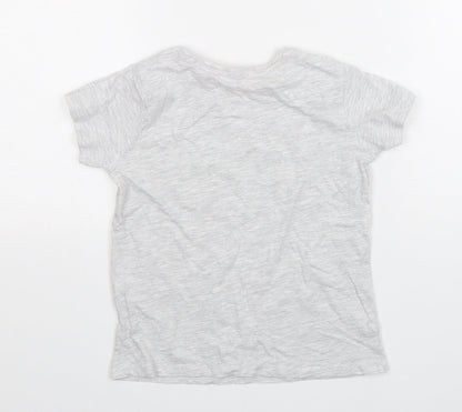 Primark Girls Grey  Cotton Basic T-Shirt Size 5-6 Years Round Neck