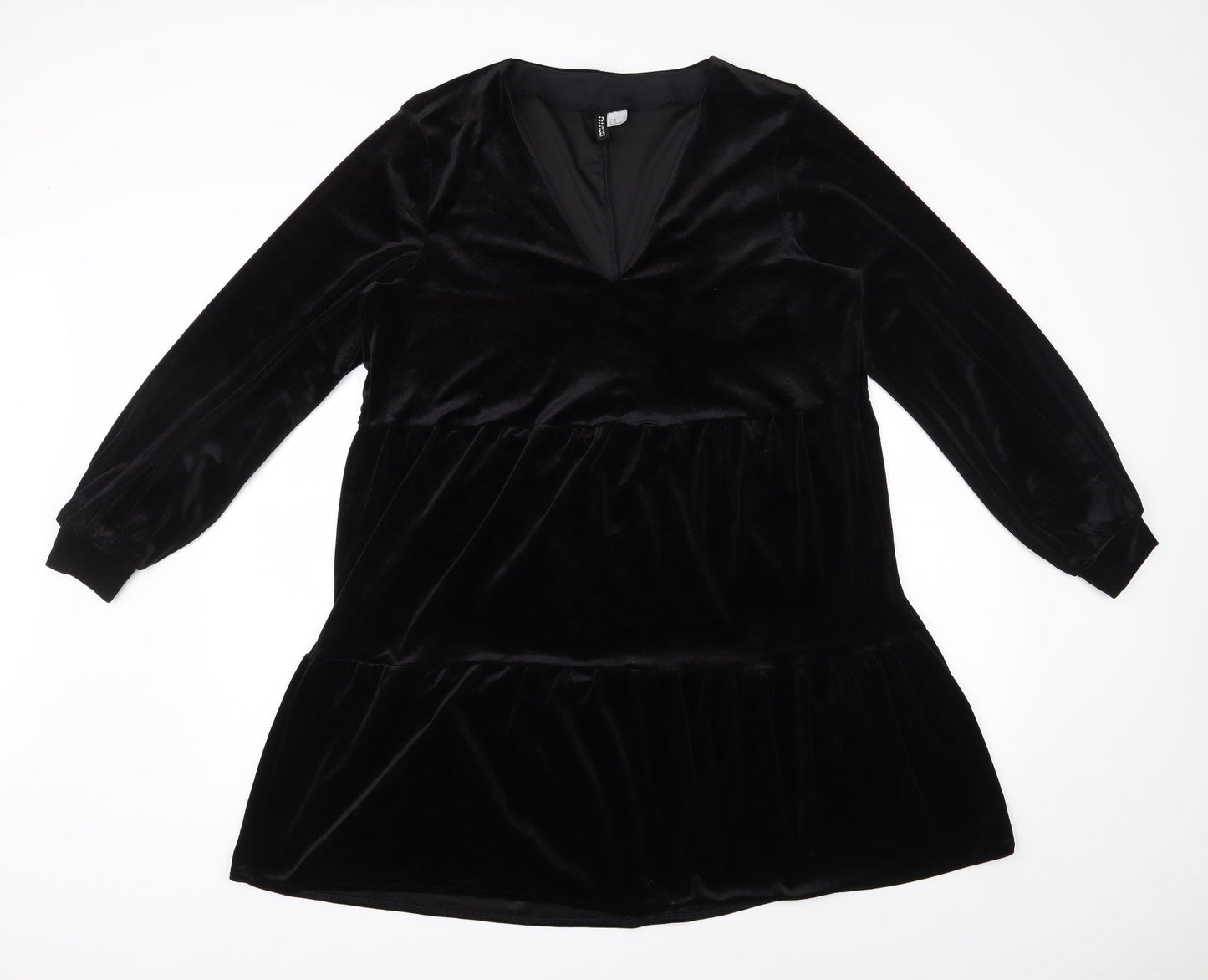 H&M Womens Black  Polyester Trapeze & Swing  Size M  V-Neck Pullover