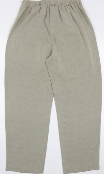 Womens UK Size 16 Preworn Regular Fit  Green Trousers