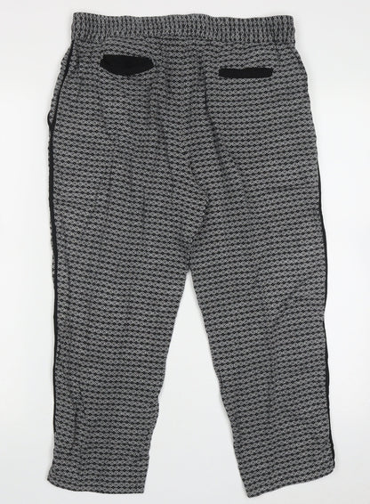 Womens UK Size 12 Preworn Regular Fit Cropped Black Trousers