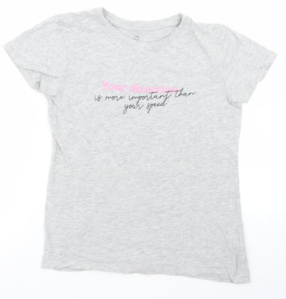 Primark Girls Grey  Cotton Basic T-Shirt Size 2XS Crew Neck  - Slogan