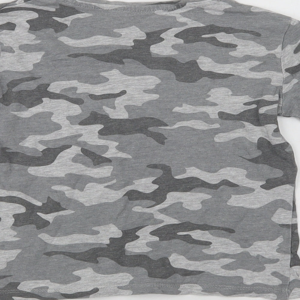 Primark Girls Grey Camouflage Cotton Basic T-Shirt Size 7-8 Years Crew Neck  - Be Yourself