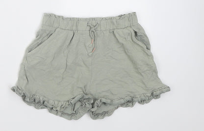 TU Girls Green  Cotton Bermuda Shorts Size 11 Years  Regular Tie