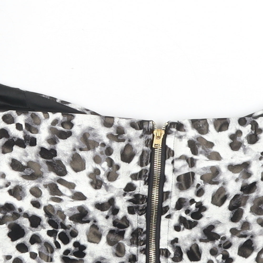 I SAW IT FIRST Womens Grey Animal Print Polyester Cropped Blouse Size 12 Square Neck