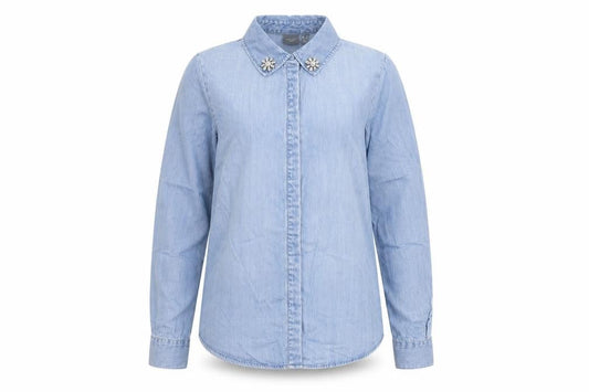 Front view of Vera Moda women’s blue lyocell basic button-up, size S, collared