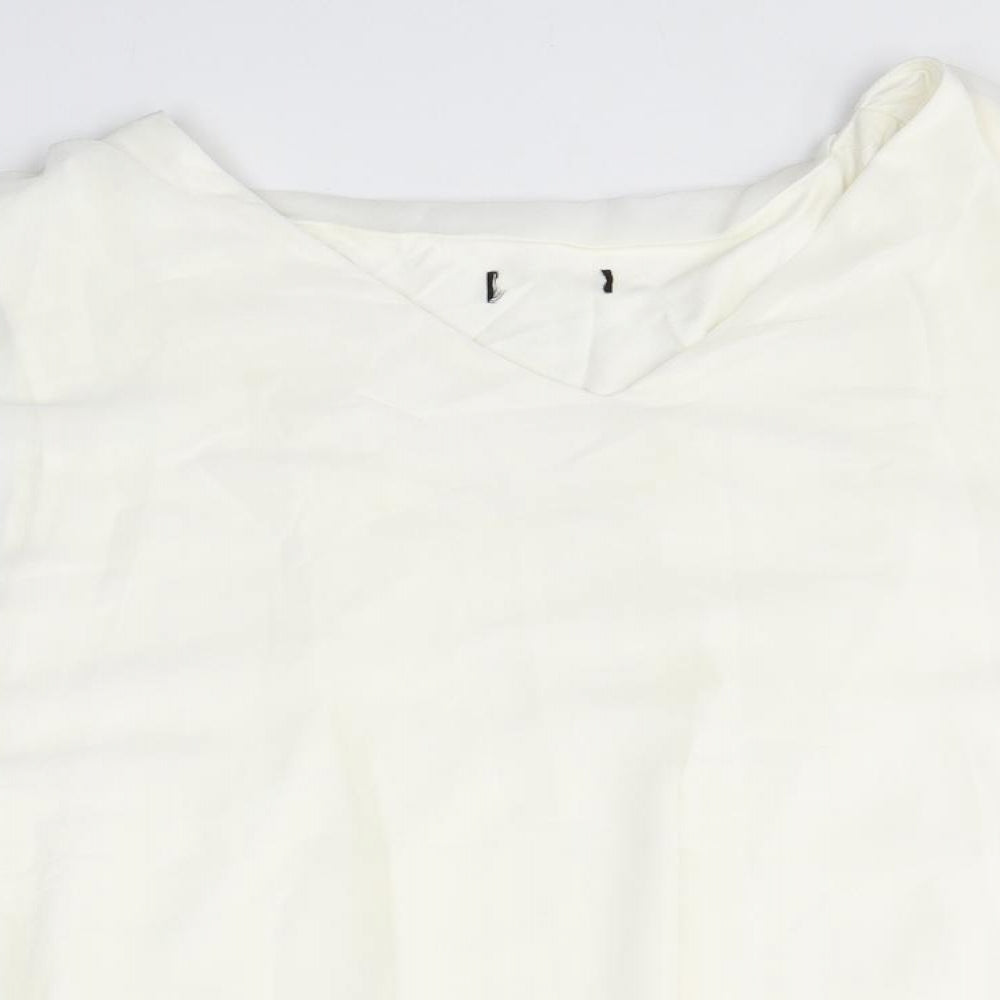 Preworn Womens White  Polyester Camisole Blouse Size L Round Neck