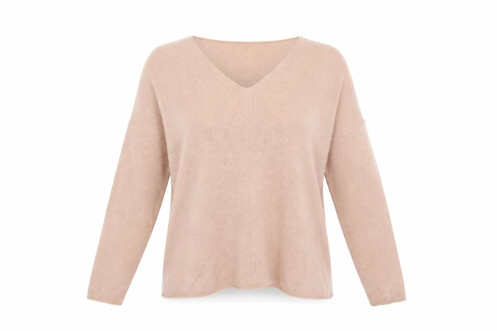 Front view of Vero Moda women’s pink v-neck acrylic jumper, size L