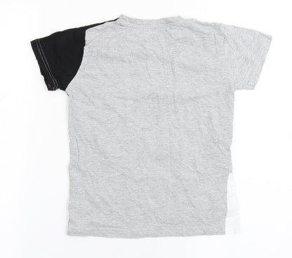 Urban Outlaws Boys Grey  Cotton Basic T-Shirt Size 7-8 Years Round Neck Pullover - Evolution