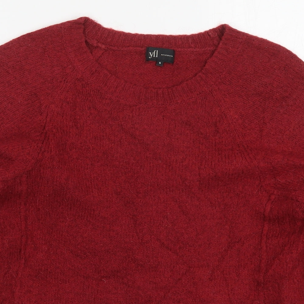 Close-up detail of YFL Reserved women’s red round neck acrylic jumper, size S