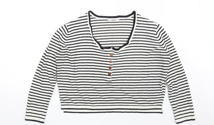 Womens UK Size S Pull&Bear White Pullover Jumper