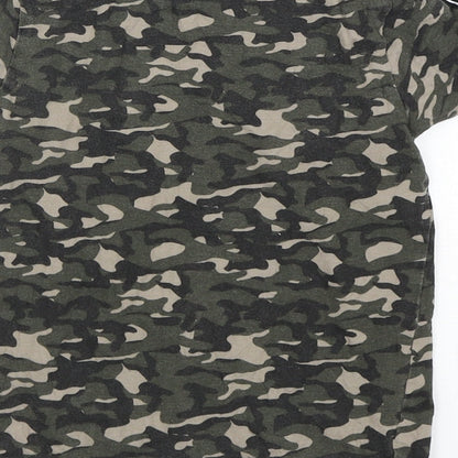 Primark Boys Green Camouflage Cotton Basic T-Shirt Size 4-5 Years Round Neck Pullover