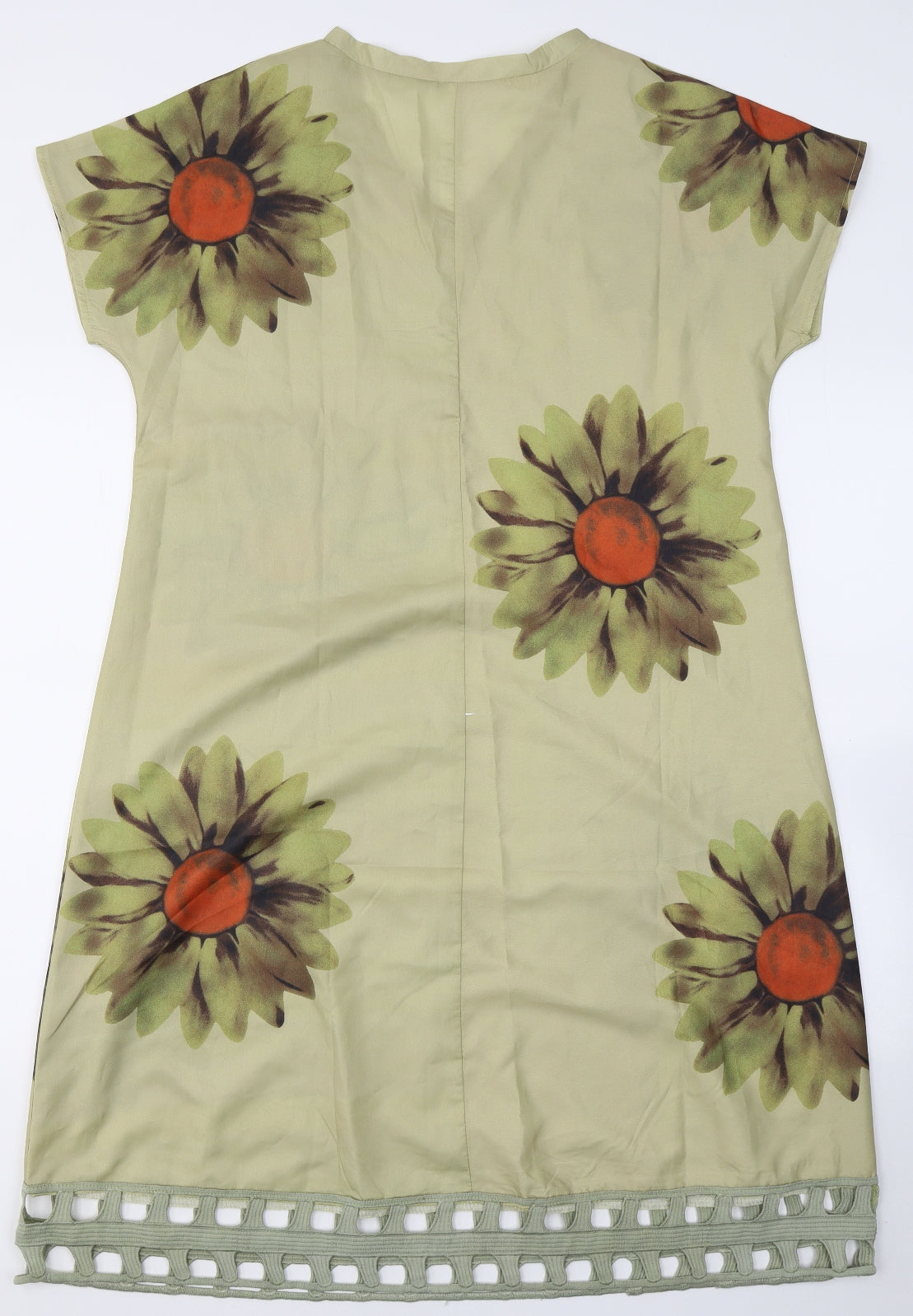 Preworn Womens Green  Polyester A-Line  Size L  V-Neck Pullover - Flower print