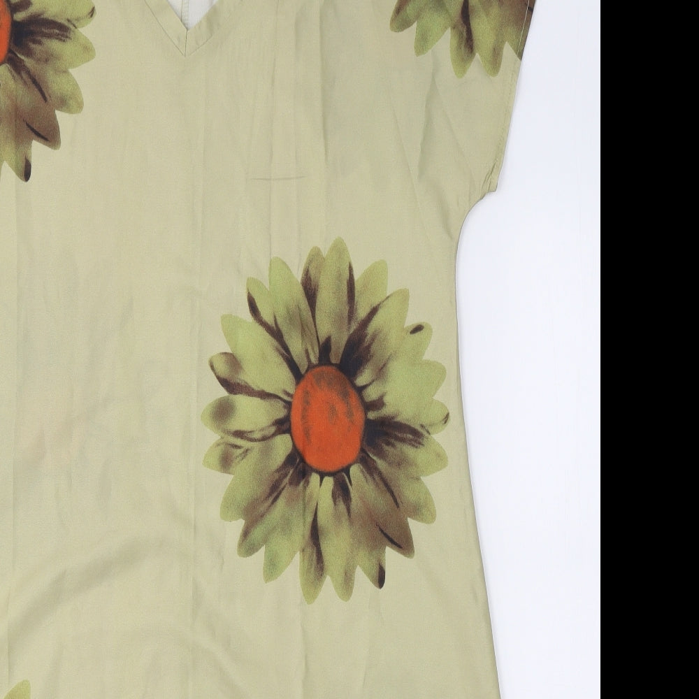 Preworn Womens Green  Polyester A-Line  Size L  V-Neck Pullover - Flower print