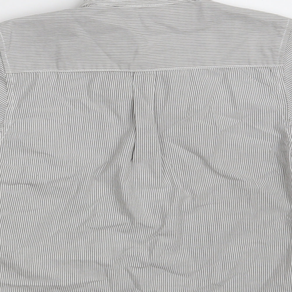 Brand and care label for Dunnes boys’ grey striped 100% cotton basic button-up, size 5, years round neck button