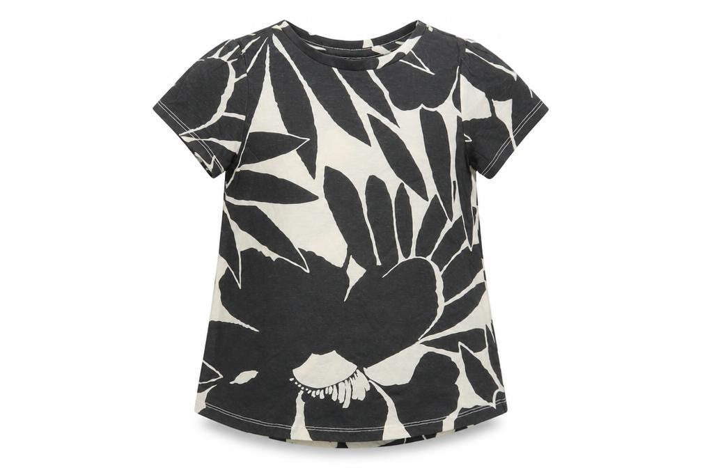 Front view of Gap girls’ grey floral 100% cotton basic t-shirt, size 5, years round neck