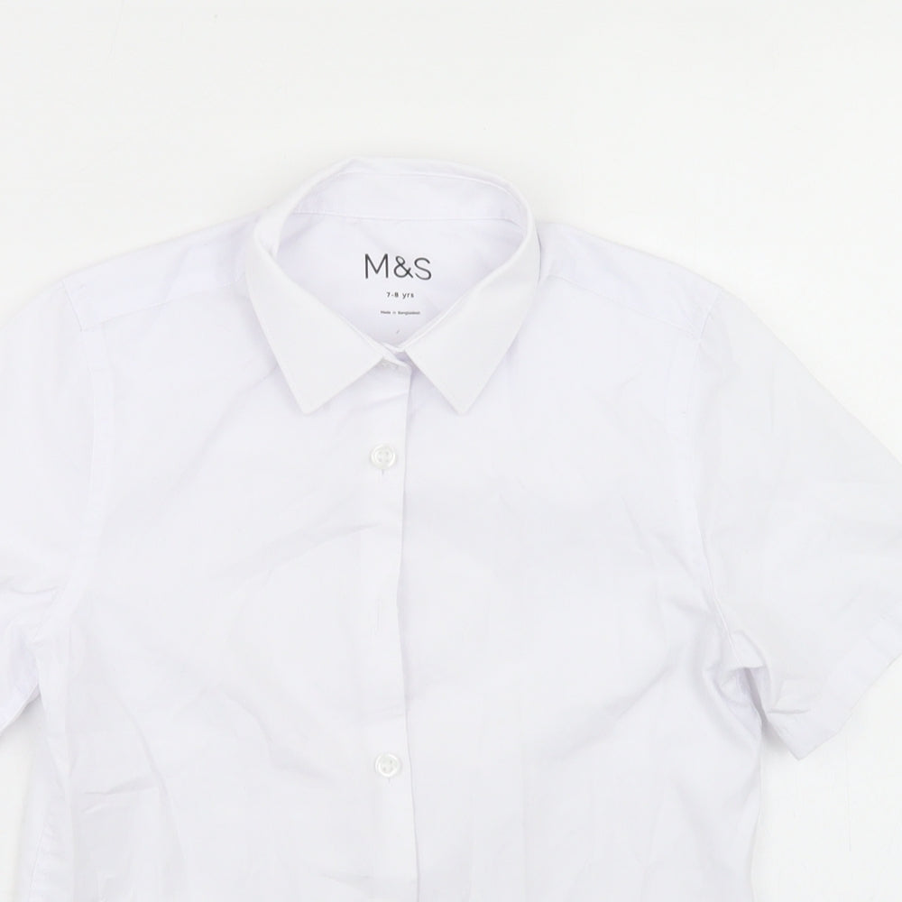 Close-up detail of Marks & Spencer boys’ white polyester basic button-up, size 7-8, years collared button - school wear