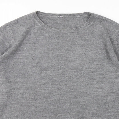 Close-up detail of BHS women’s grey acrylic pullover sweatshirt, size UK 14, pullover
