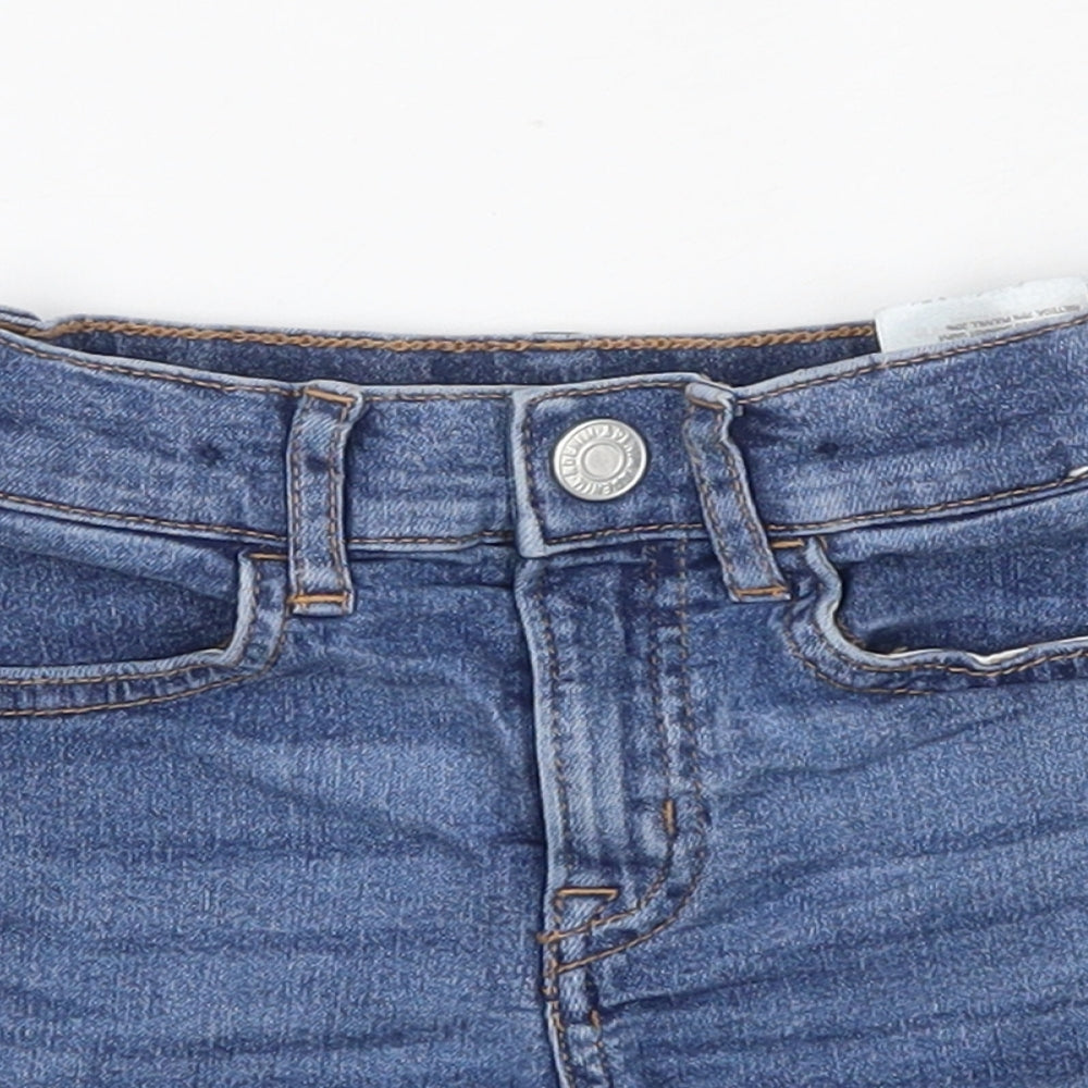 Close-up detail of H&M Blue Cotton Cropped Jeans, size 18-24, Months Button