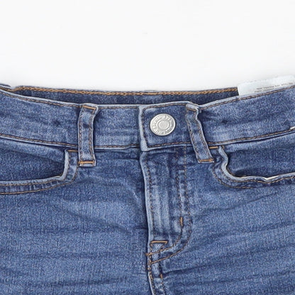 Close-up detail of H&M Blue Cotton Cropped Jeans, size 18-24, Months Button