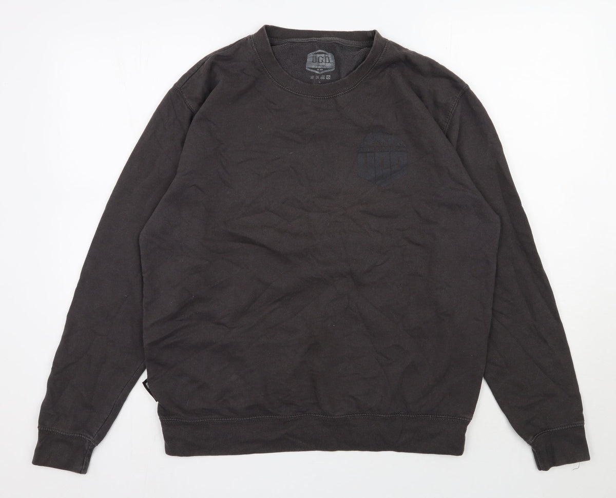 Additional front view of UGD men’s grey cotton pullover sweatshirt, size L