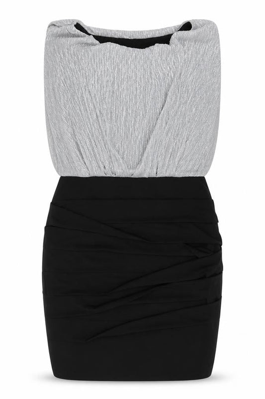 Front view of Valerie Bertinelli women’s black polyester mini, size UK 10, round neck pullover