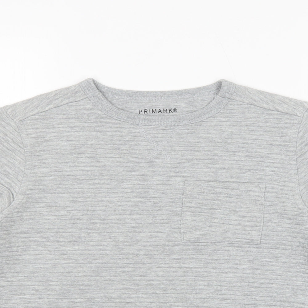Close-up detail of Primark boys’ grey polyester pullover sweatshirt, size 9-10, years pullover
