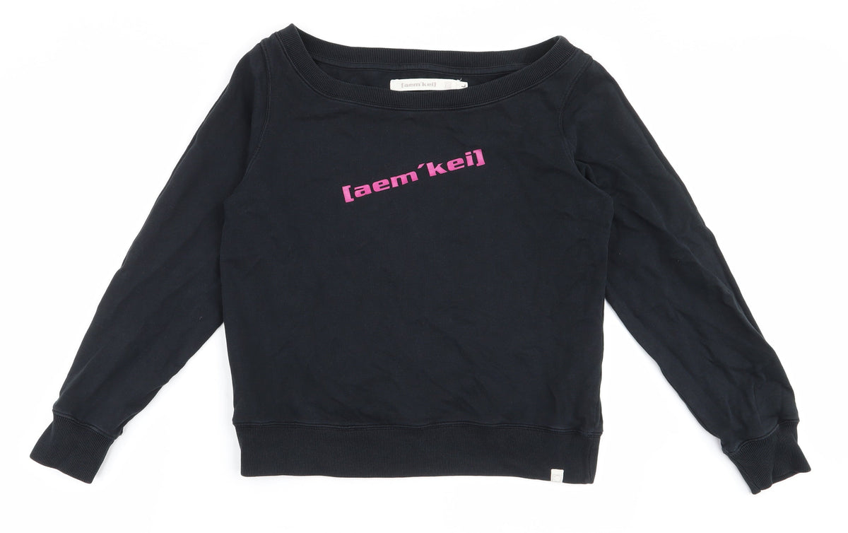 Front view of Aem Kei women’s black 100% cotton pullover sweatshirt, size L, pullover