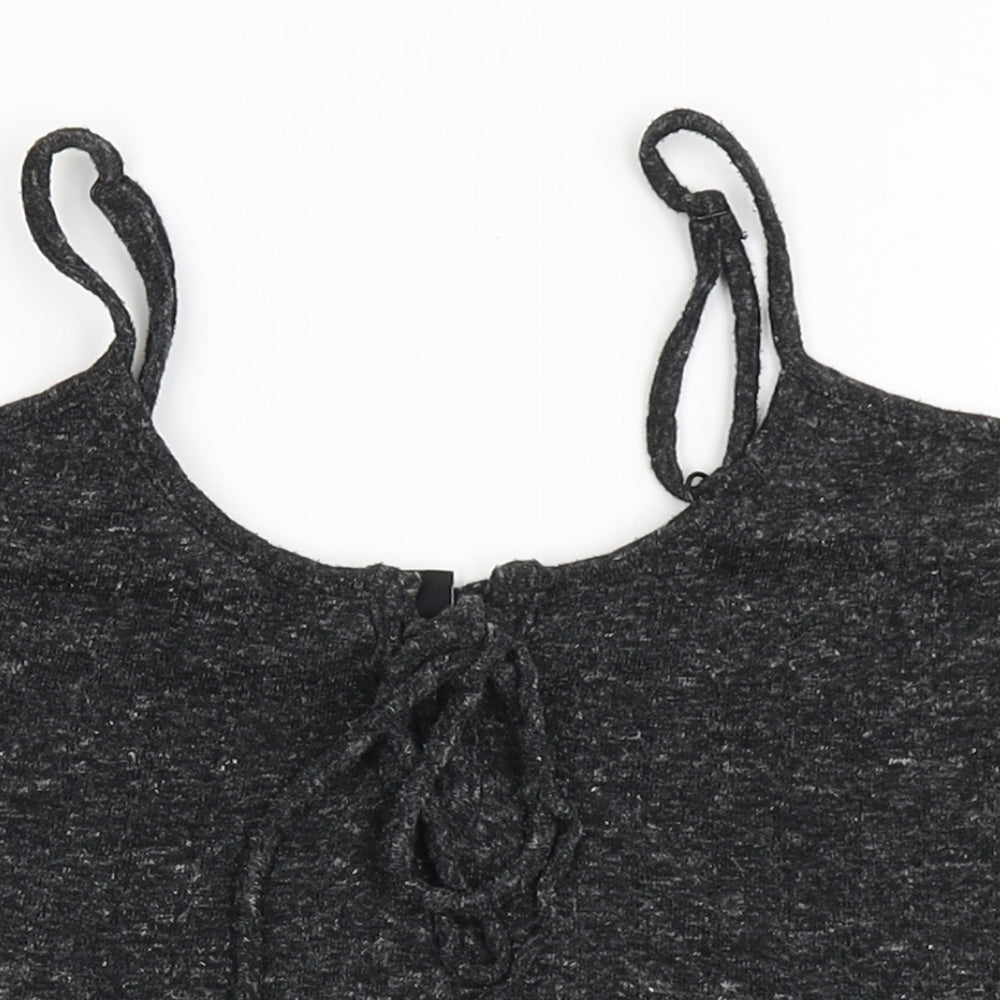Close-up detail of FACTORIE women’s grey polyester cropped t-shirt, size S, round neck