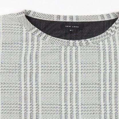 Close-up detail of New Look women’s ivory plaid polyester pullover sweatshirt, size UK 10