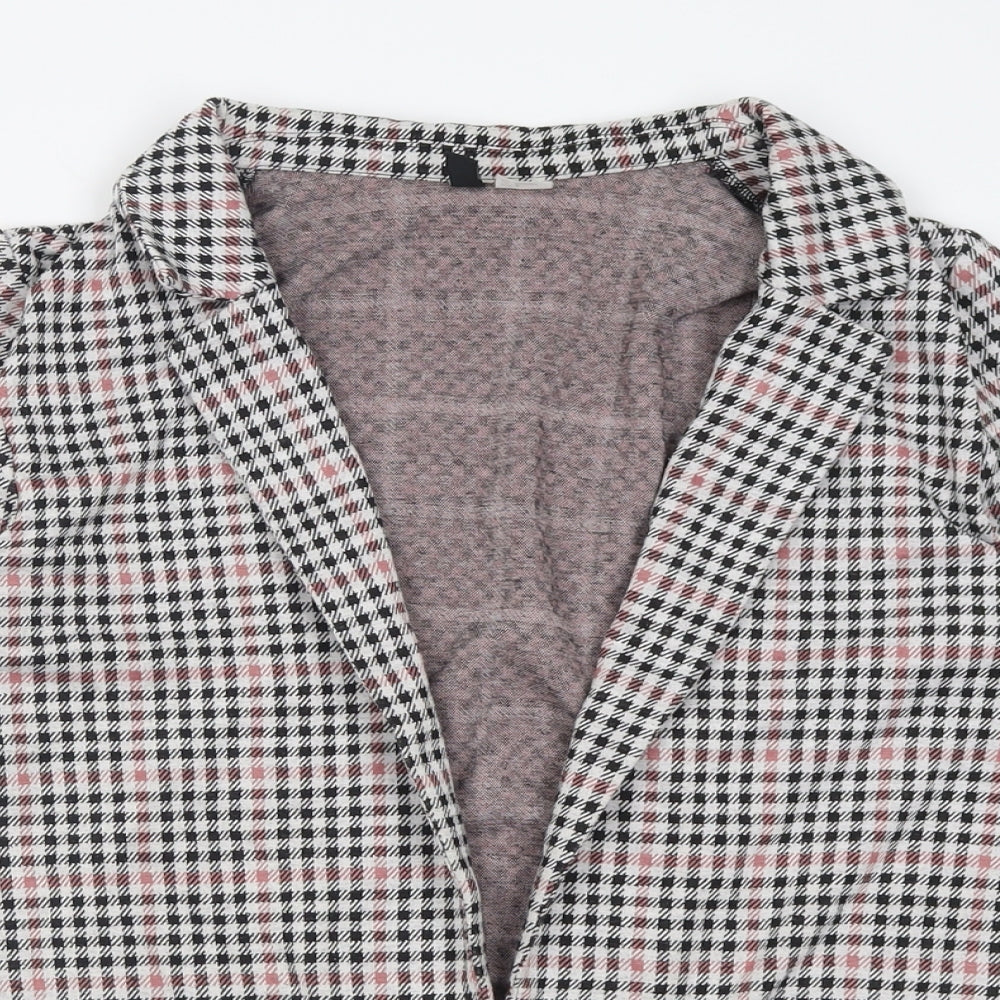 Close-up detail of h^m women’s grey plaid jacket blazer, size S