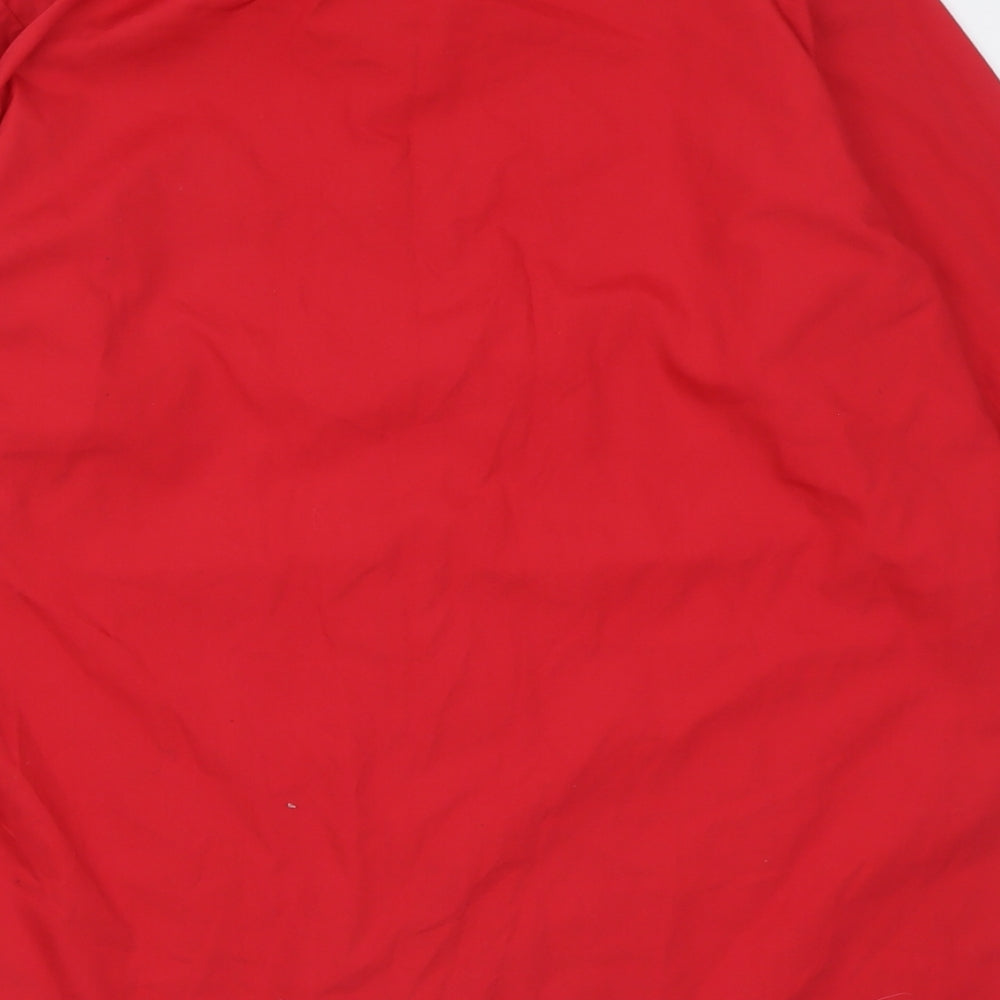 Brand and care label for Banner boys’ red polyacrylate fibre basic button-up, size L, collared button