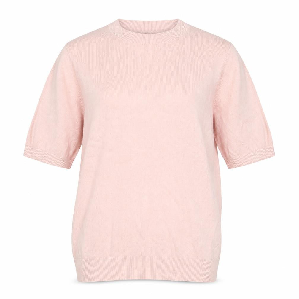 Front view of F&F women’s pink viscose basic t-shirt, size UK 6, crew neck