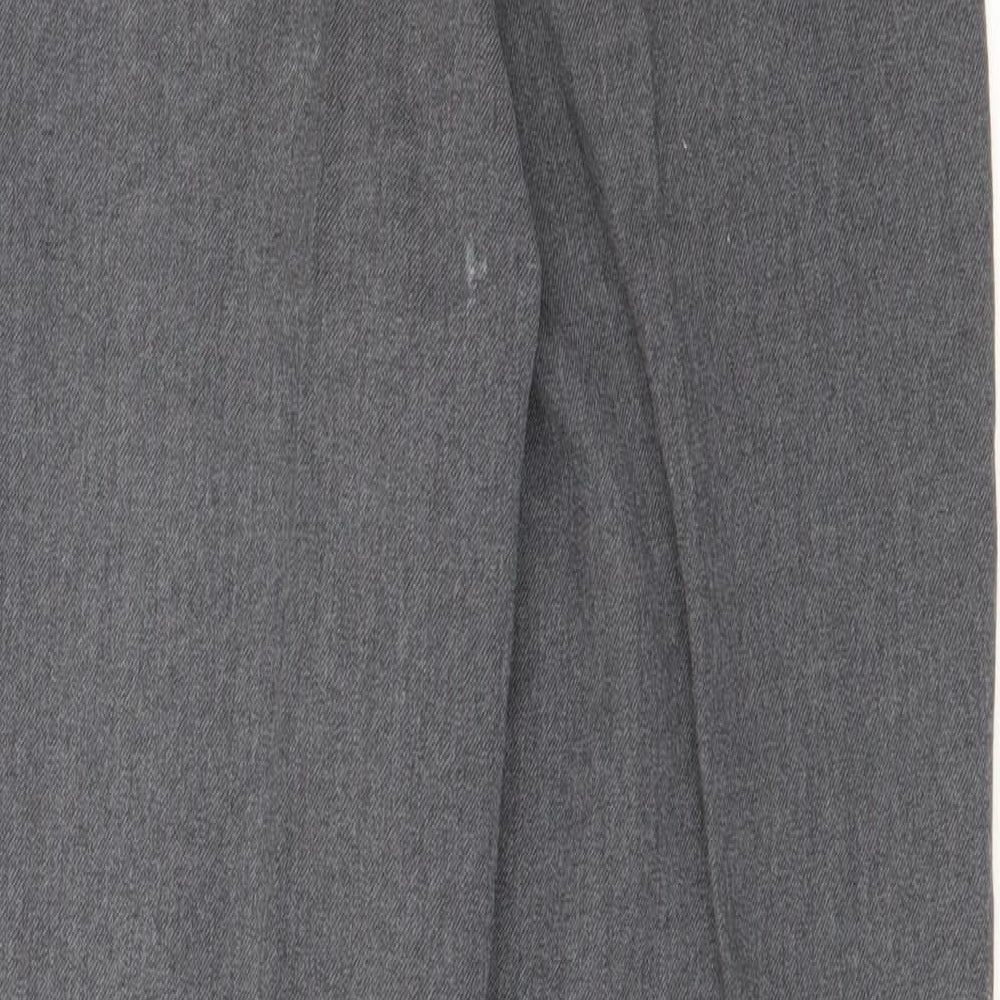 Brand and care label for George boys’ grey polyester cropped trousers, size 8-9, years regular zip