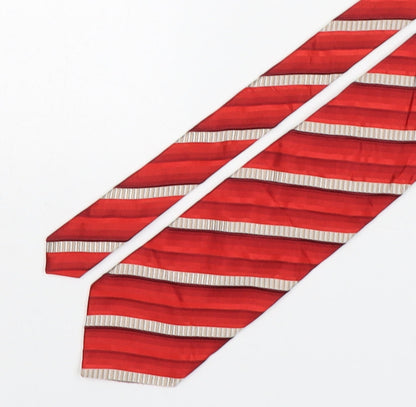 Front view of Daniel Valenle men’s red striped silk pointed tie one size