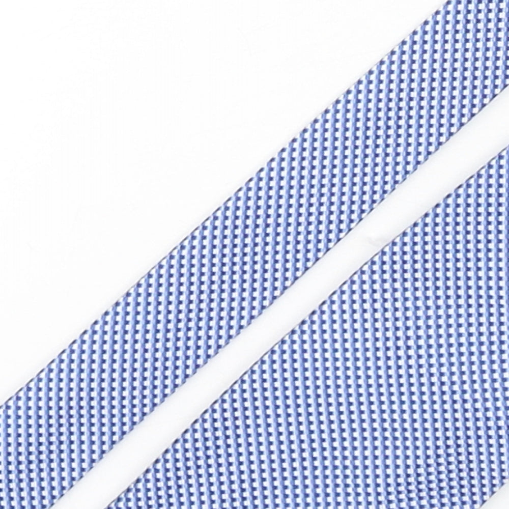 Close-up detail of Loding men’s blue plaids & checks silk pointed tie one size