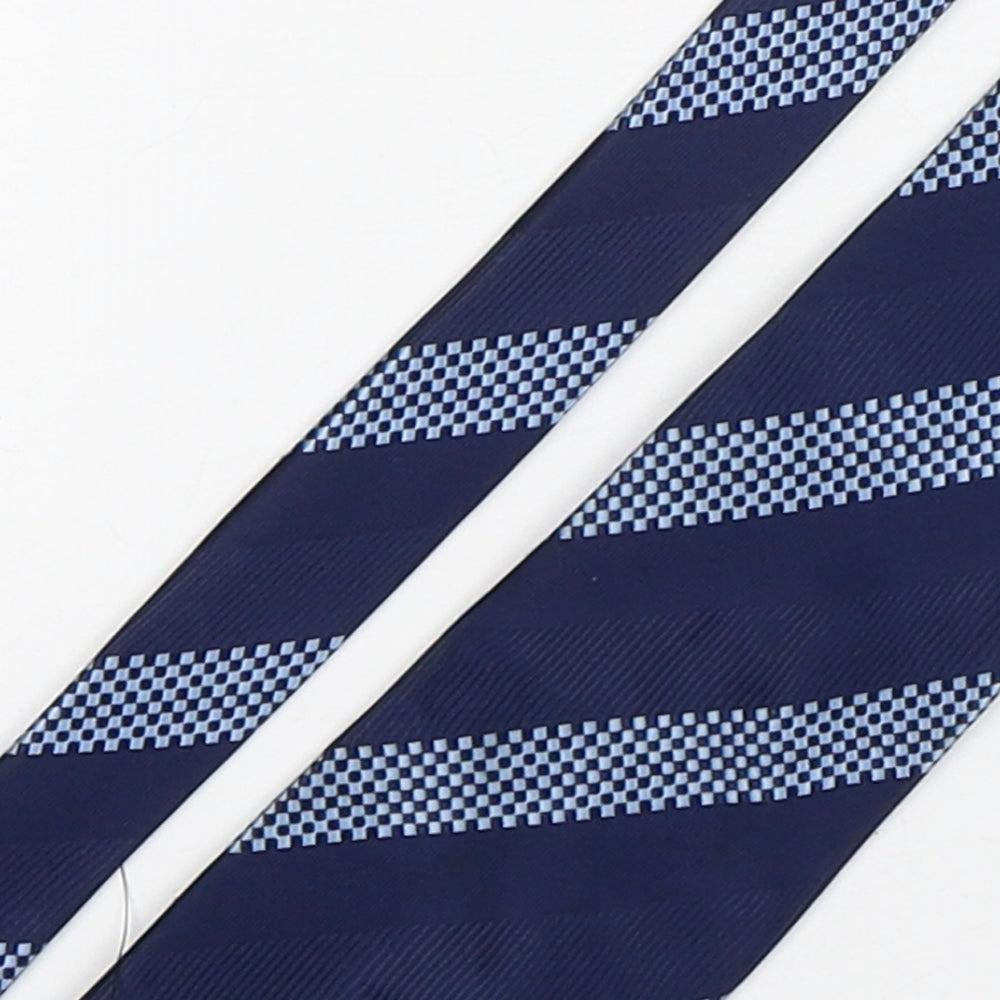 Close-up detail of Attacco men’s blue striped polyester pointed tie one size