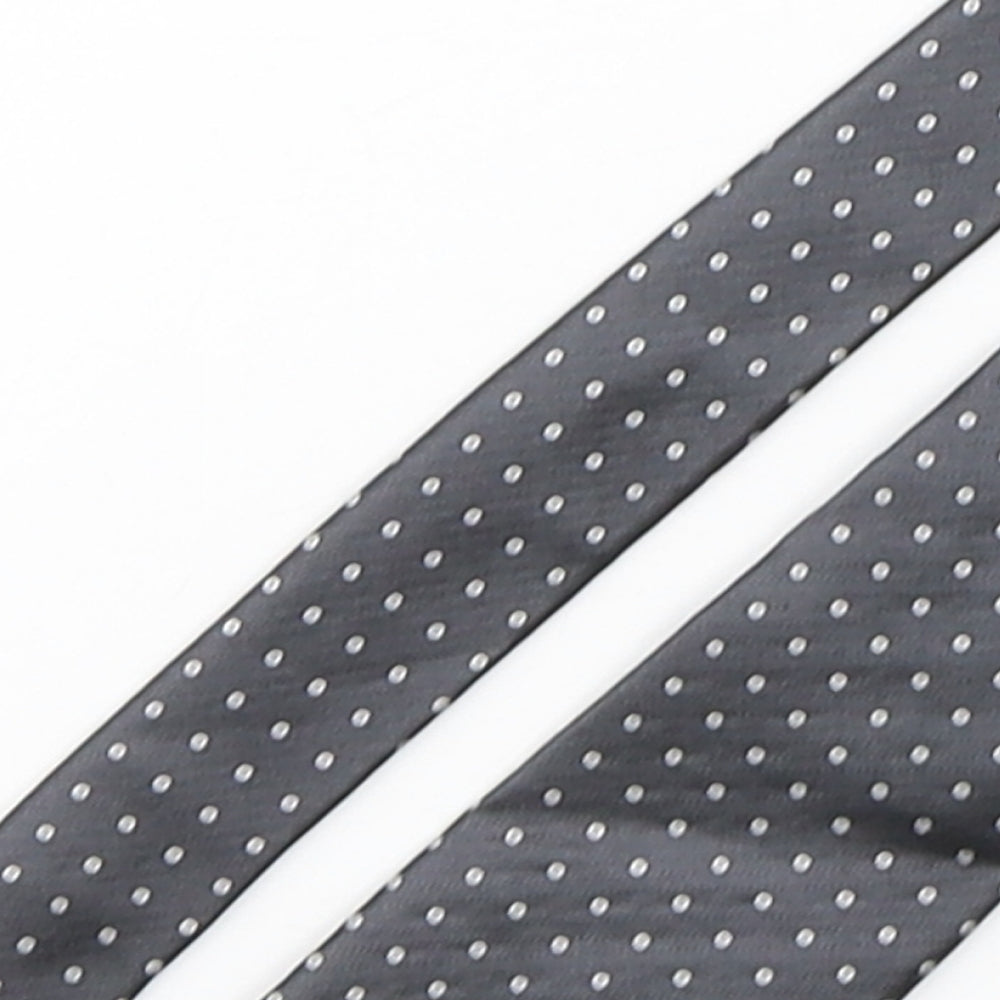Mens Taylor & Wright Grey Polka Dot  Pointed Tie