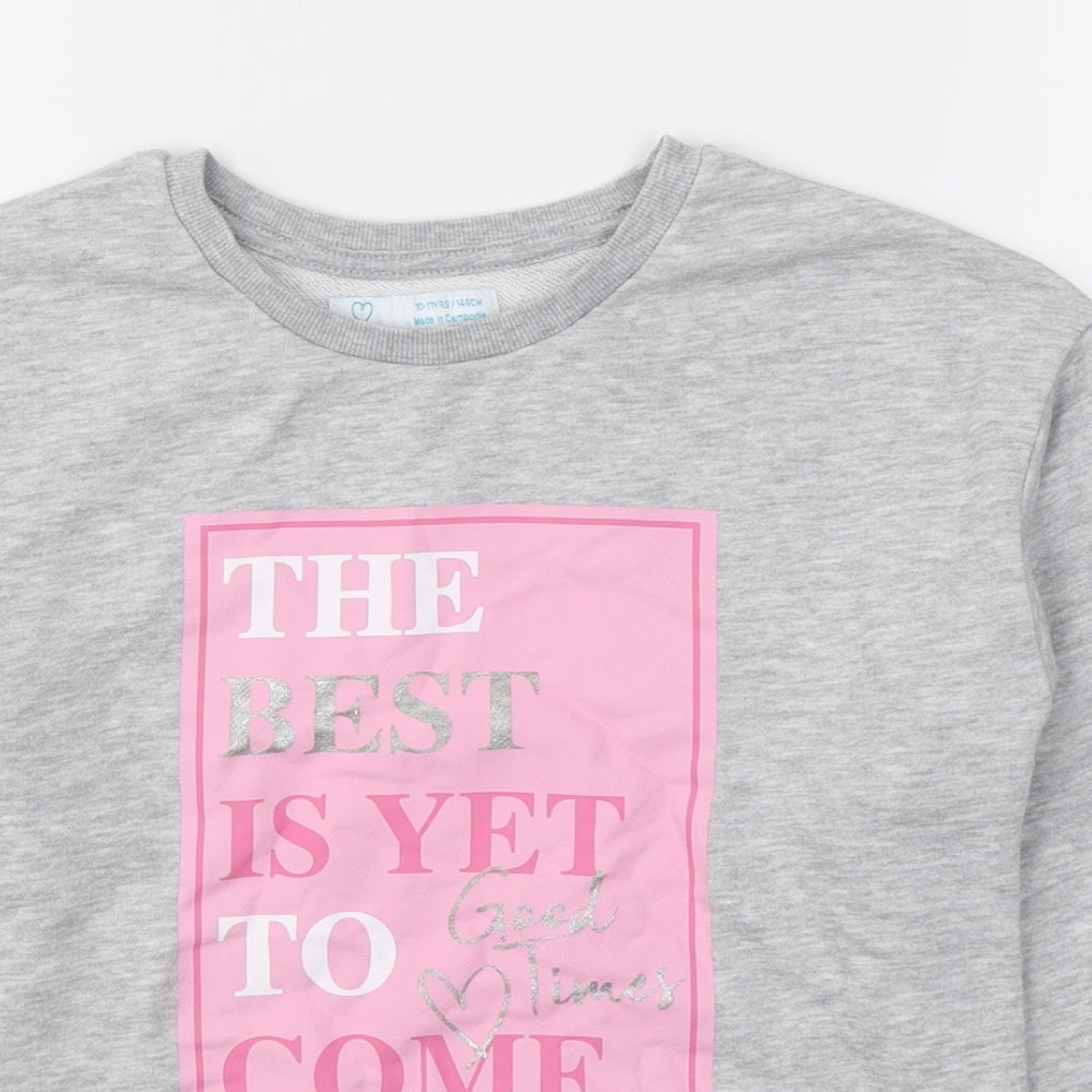 Close-up detail of Primark girls’ grey cotton pullover sweatshirt, size 10-11, years pullover