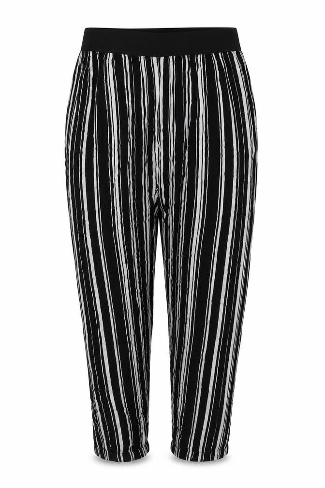 Womens UK Size 12 Selected Regular Fit Cropped Black Trousers