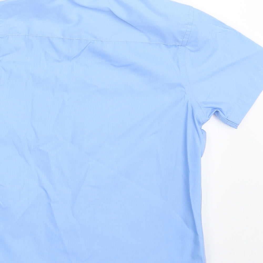 Brand and care label for Tu boys’ blue polyester basic button-up, size 7, years collared button