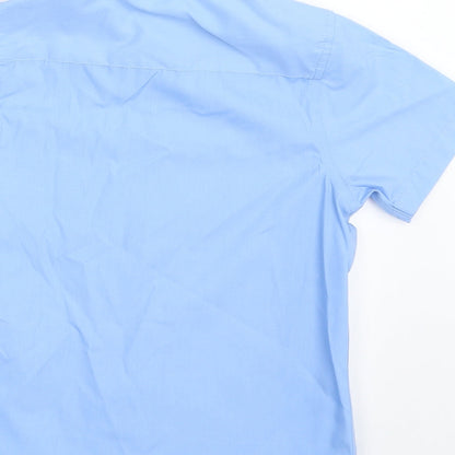 Brand and care label for Tu boys’ blue polyester basic button-up, size 7, years collared button