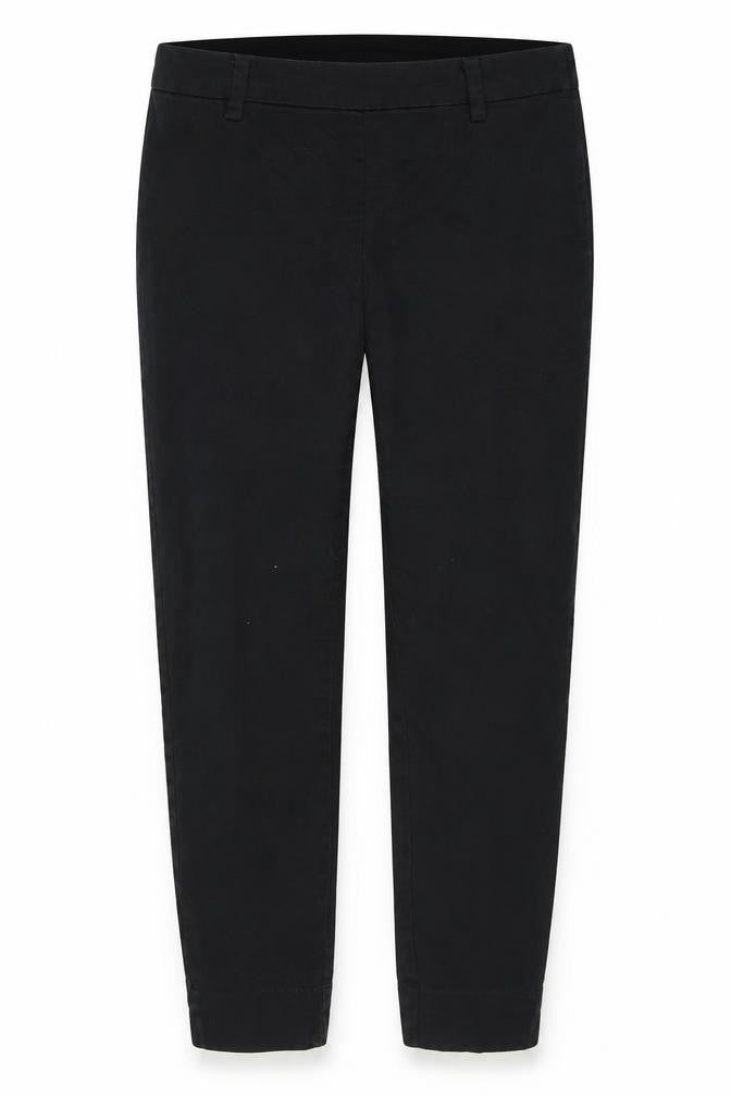 Front view of H&M women’s black cotton skinny jeans, size UK 8, 26-inch leg regular