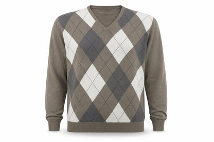 Front view of Greenwoods Escape men’s green v-neck argyle/diamond acrylic jumper, size L