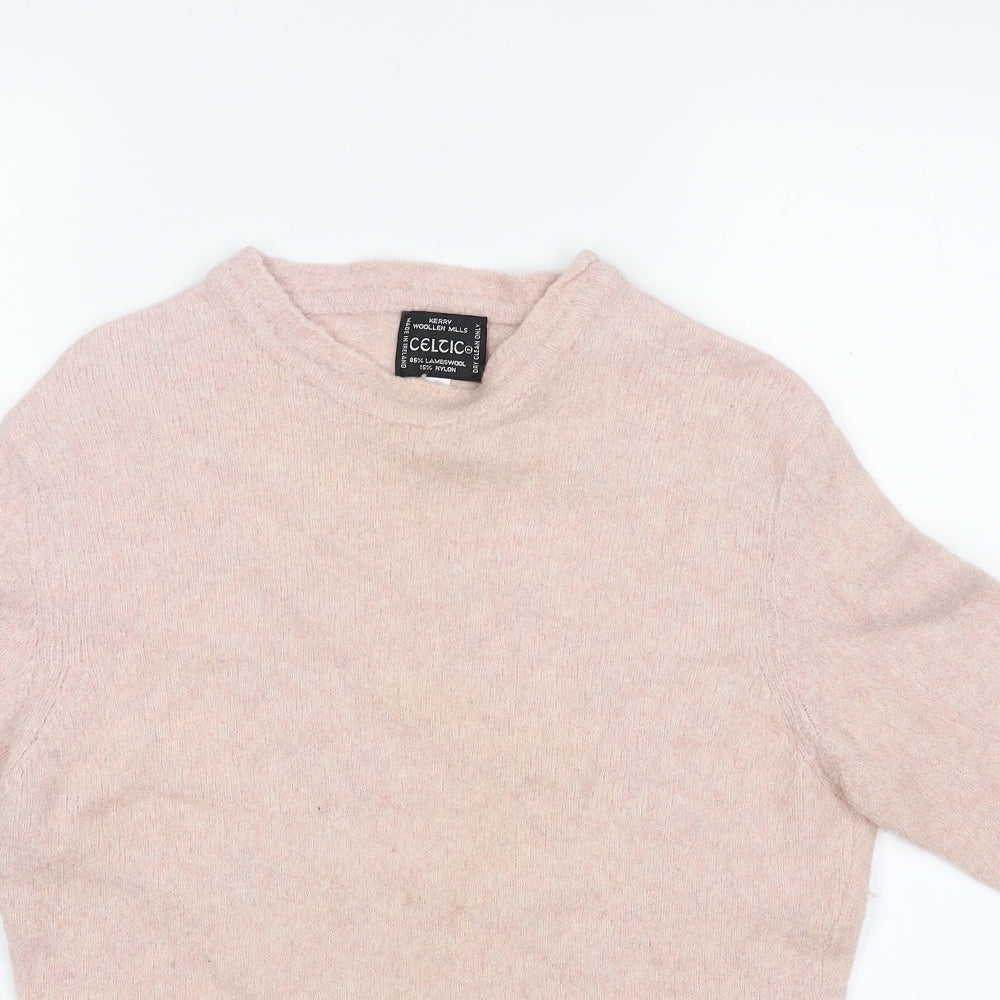 Close-up detail of Celtic women’s pink crew neck wool jumper, size L