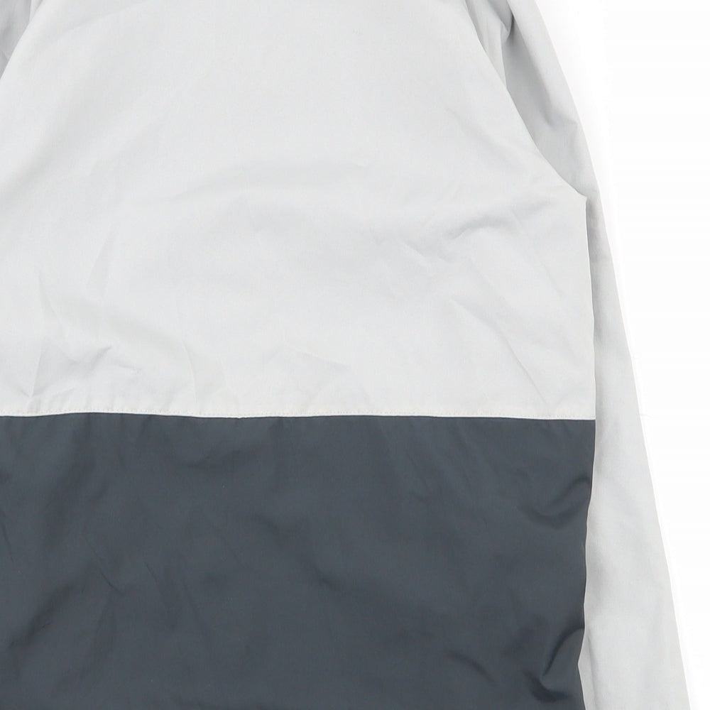 Umbro Boys Grey   Jacket  Size M  Zip