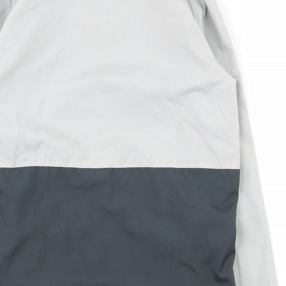 Umbro Boys Grey   Jacket  Size M  Zip
