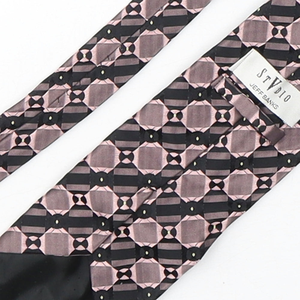 Mens Stvdio Pink Geometric  Pointed Tie